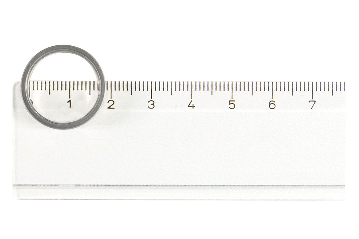 ixxxi-ixxxijewelry-size-ringsize-baseringsize-fillringssize-measure-ruler.jpeg